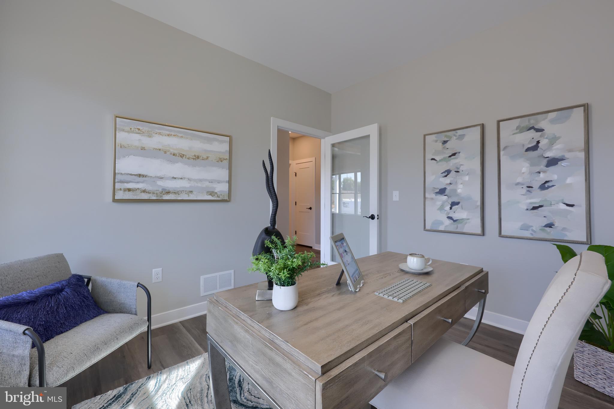 STONEYBROOK OF ELIZABETHTOWN - Residential