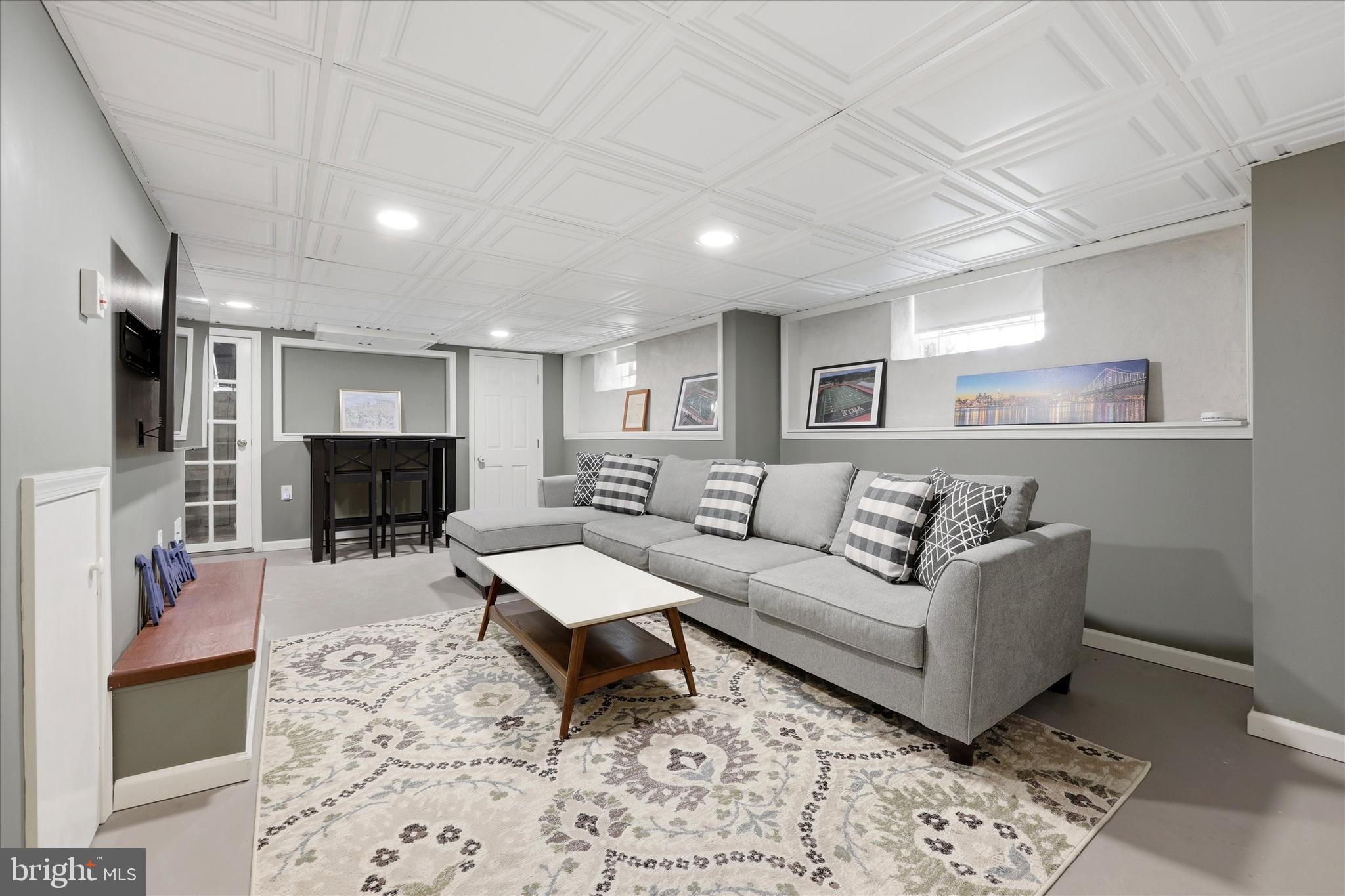 ARDMORE PARK - Residential