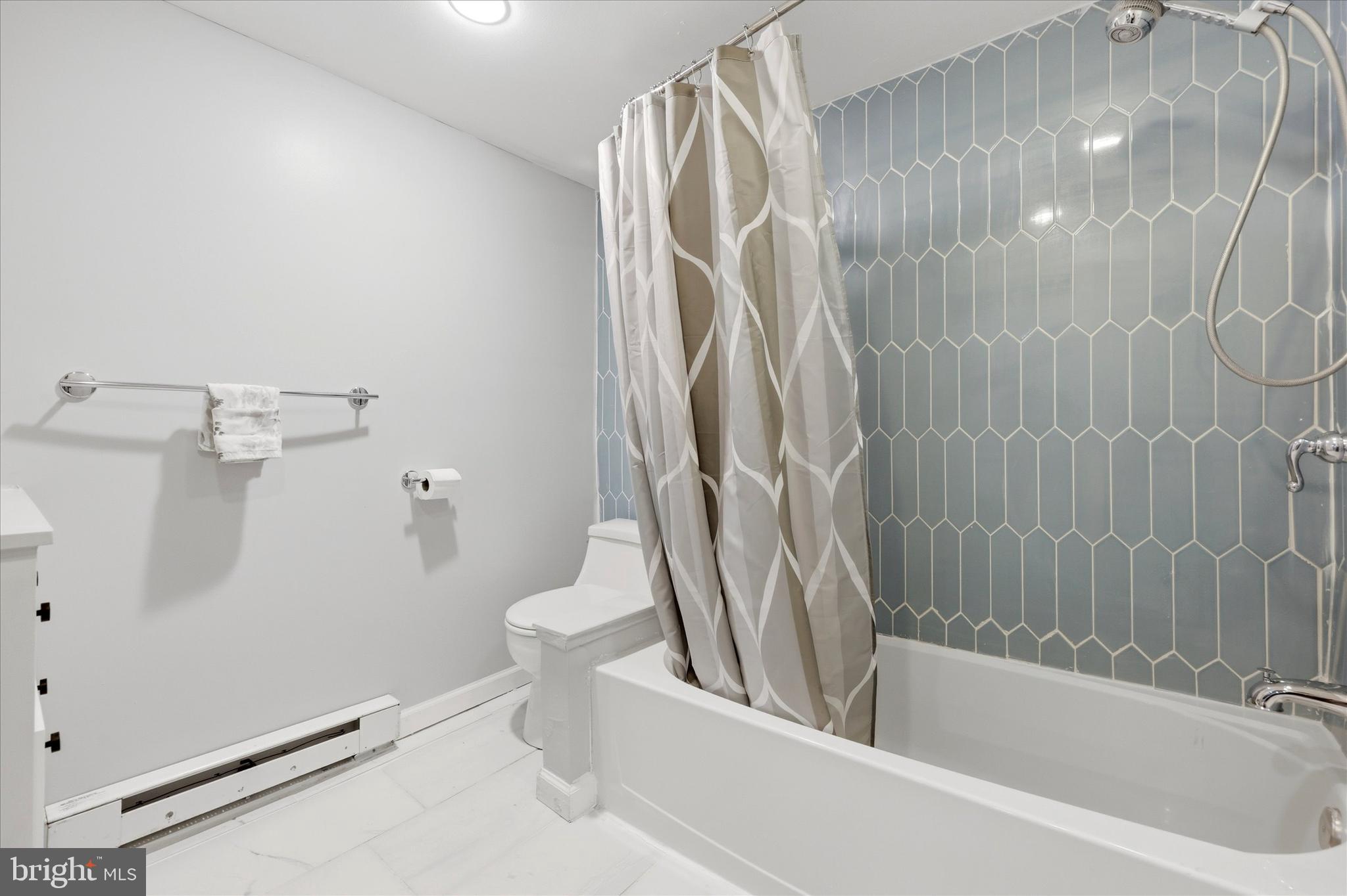 ARDMORE PARK - Residential