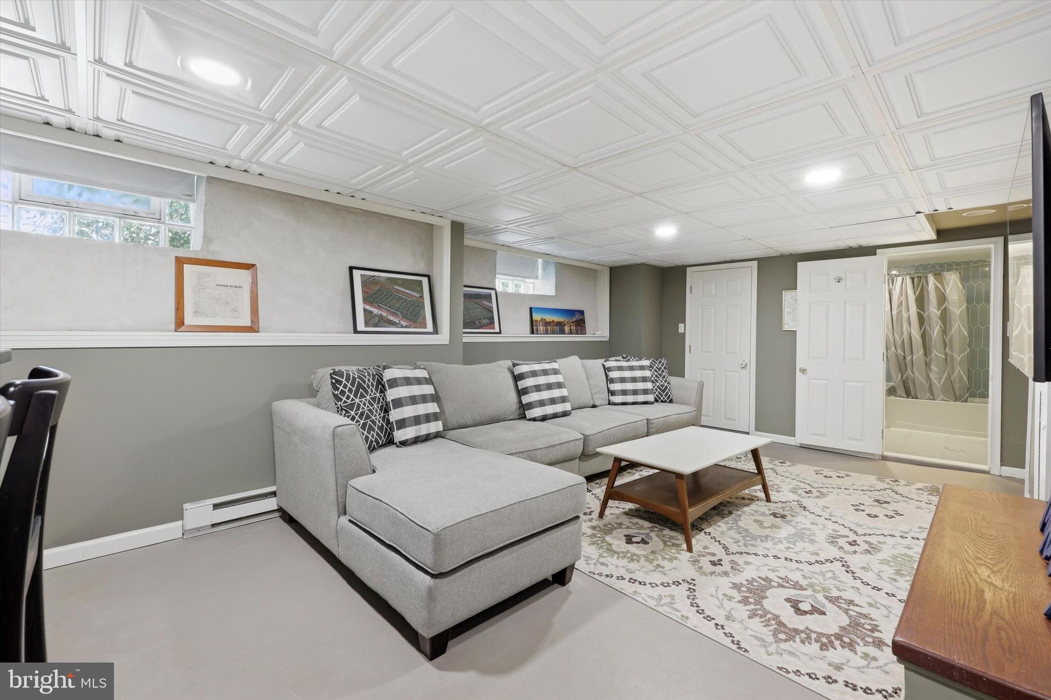 ARDMORE PARK - Residential