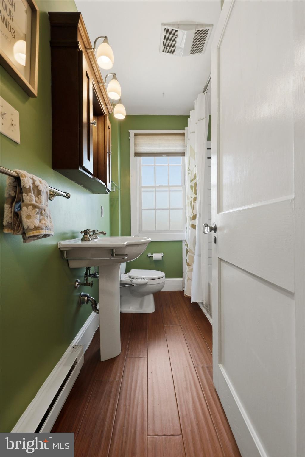 ARDMORE PARK - Residential