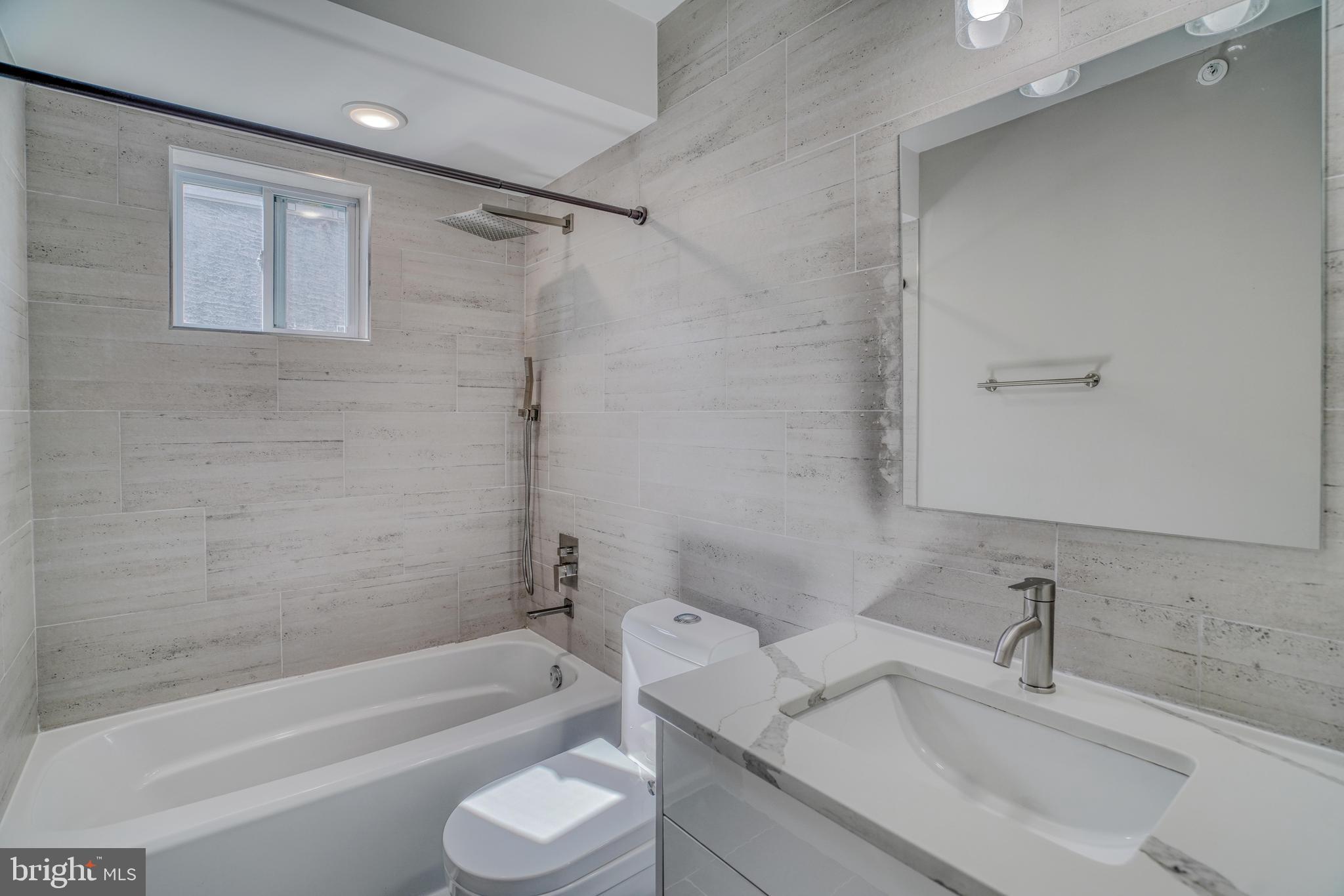 FISHTOWN - Residential Lease