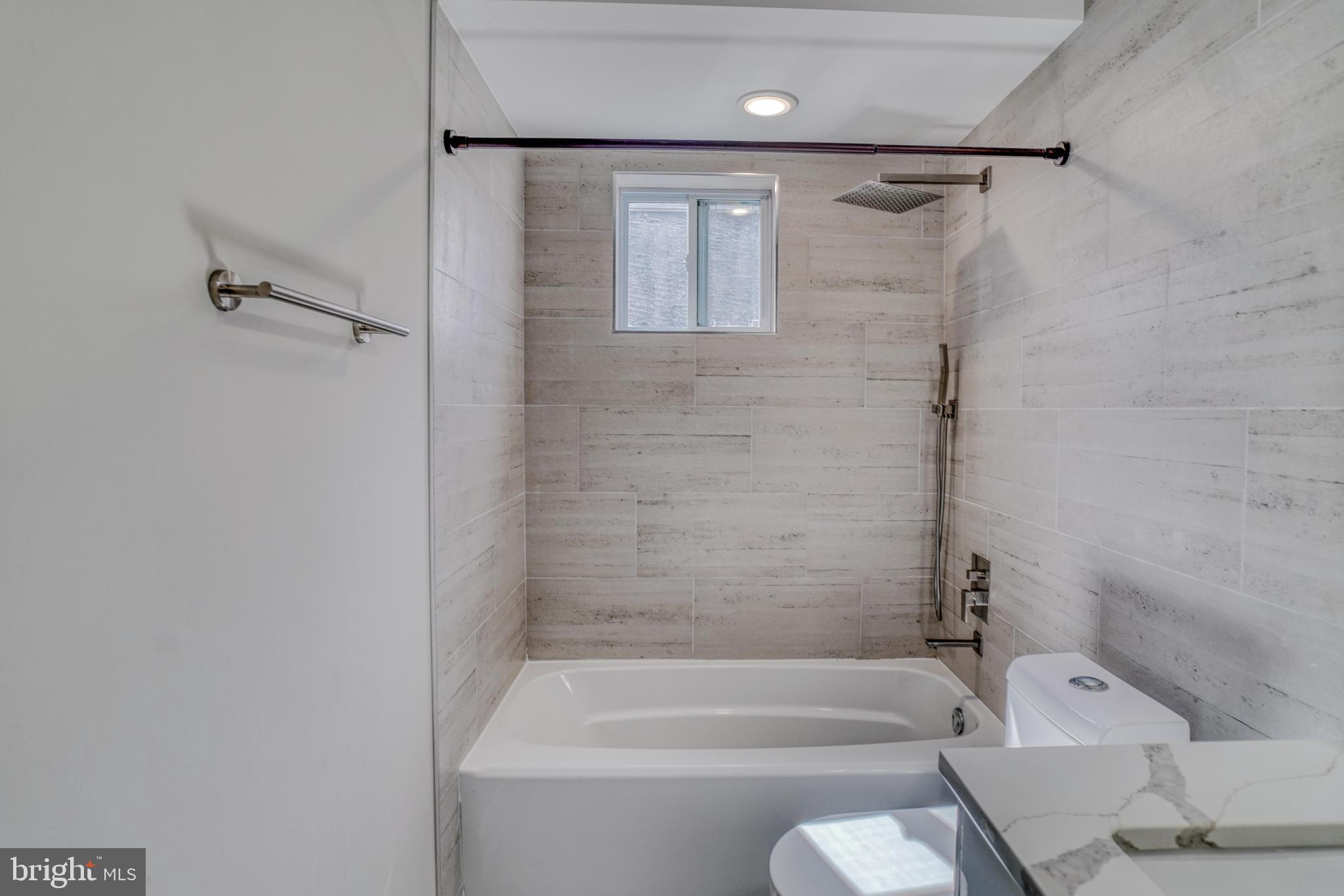 FISHTOWN - Residential Lease