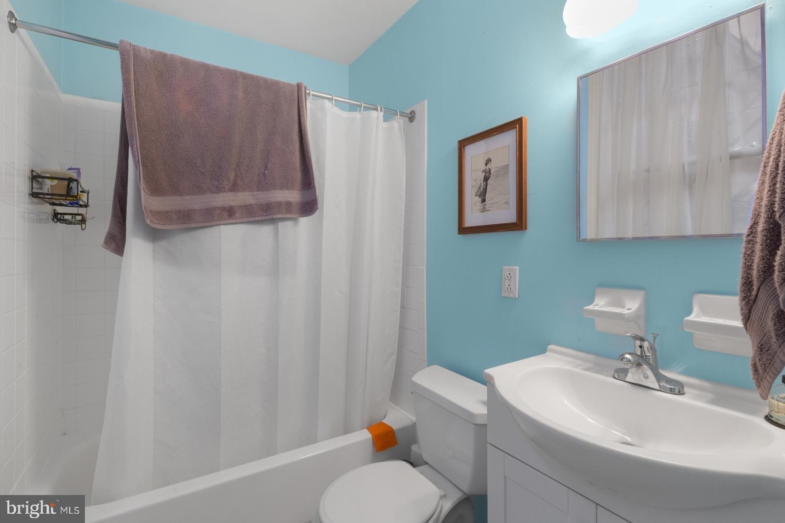 RITTENHOUSE SQUARE - Residential Lease