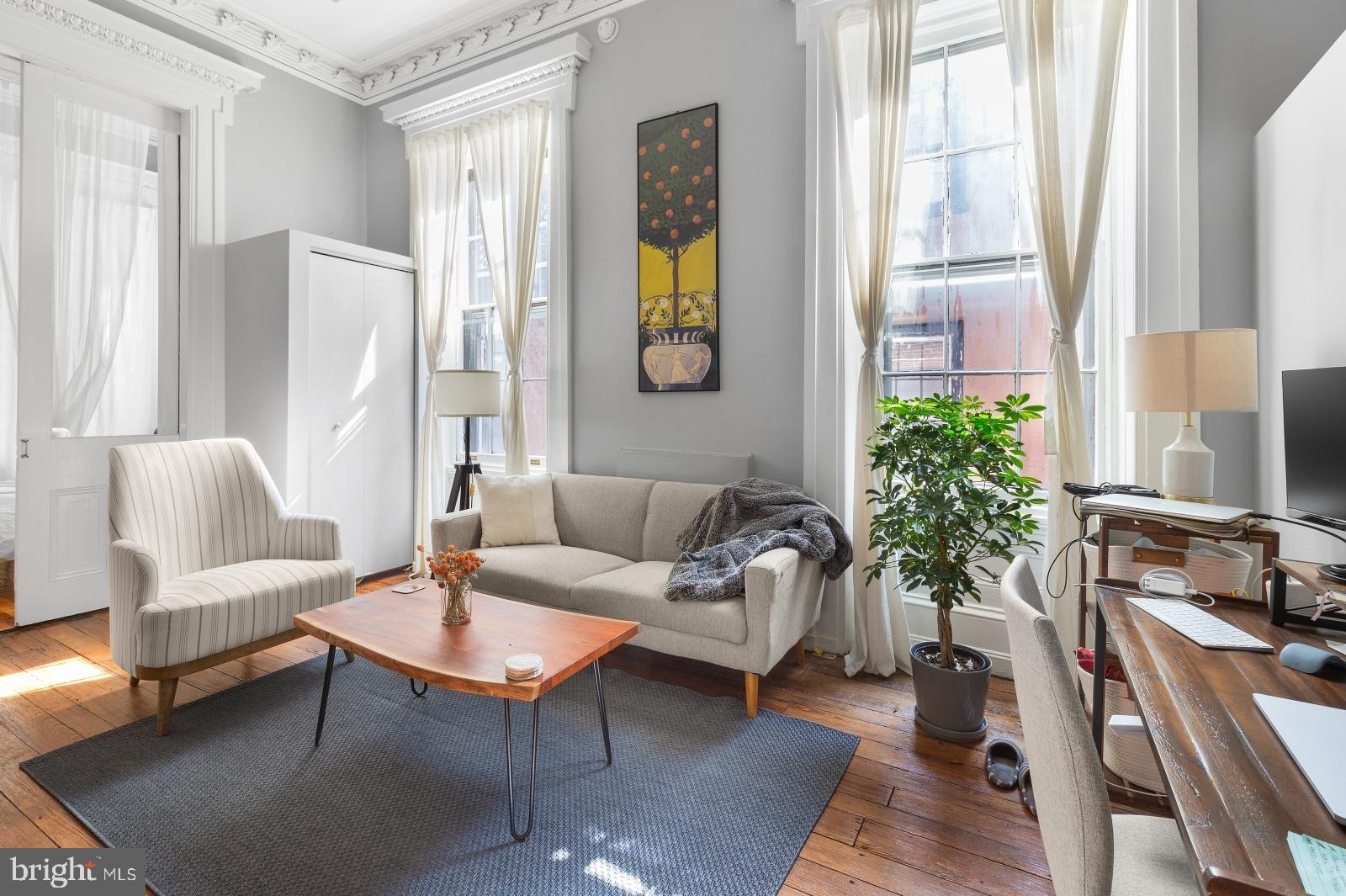 RITTENHOUSE SQUARE - Residential Lease