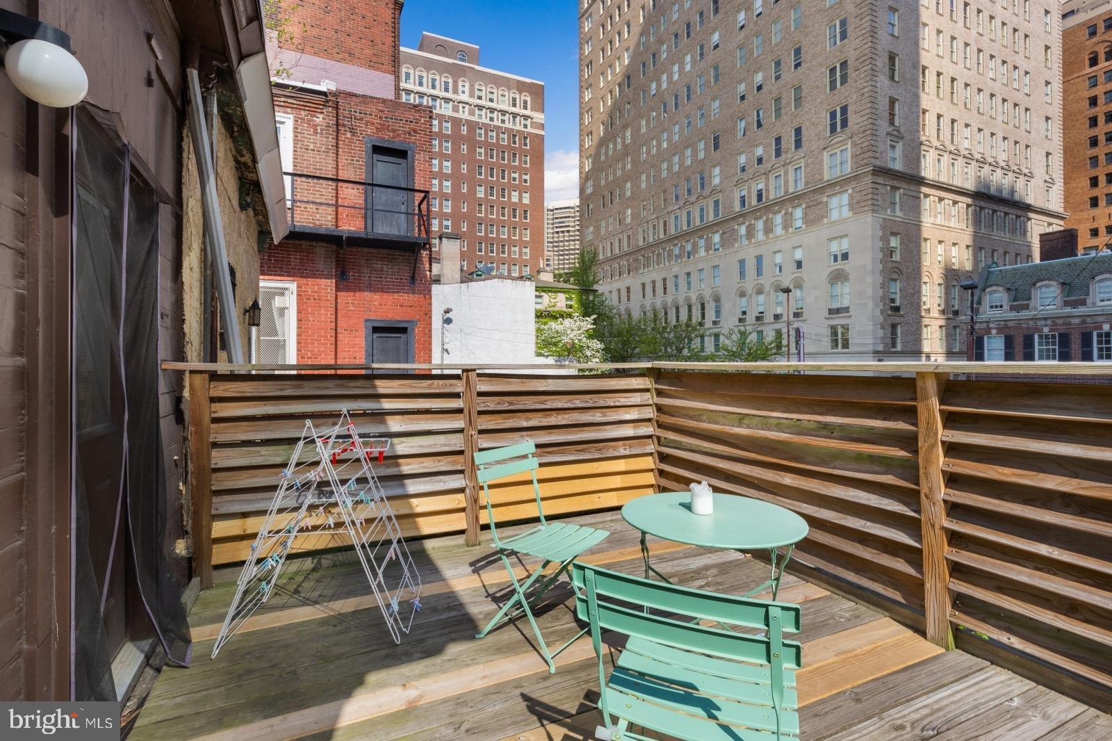 RITTENHOUSE SQUARE - Residential Lease