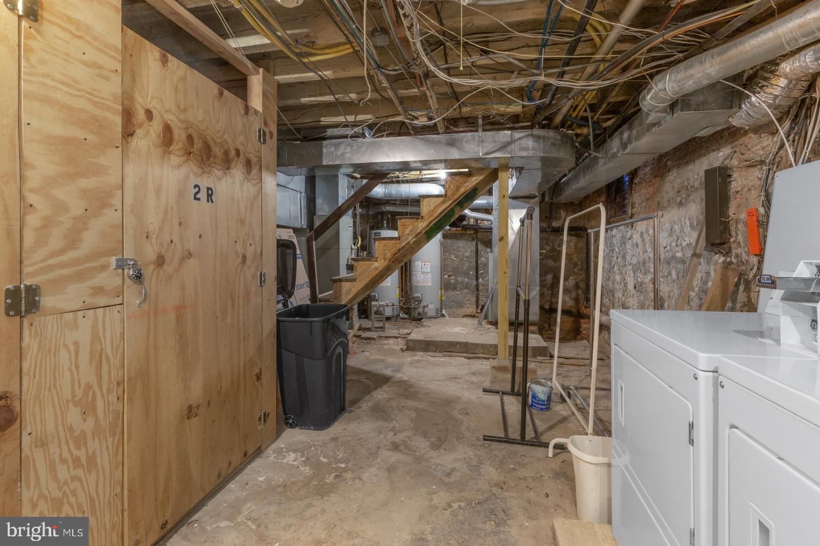 RITTENHOUSE SQUARE - Residential Lease