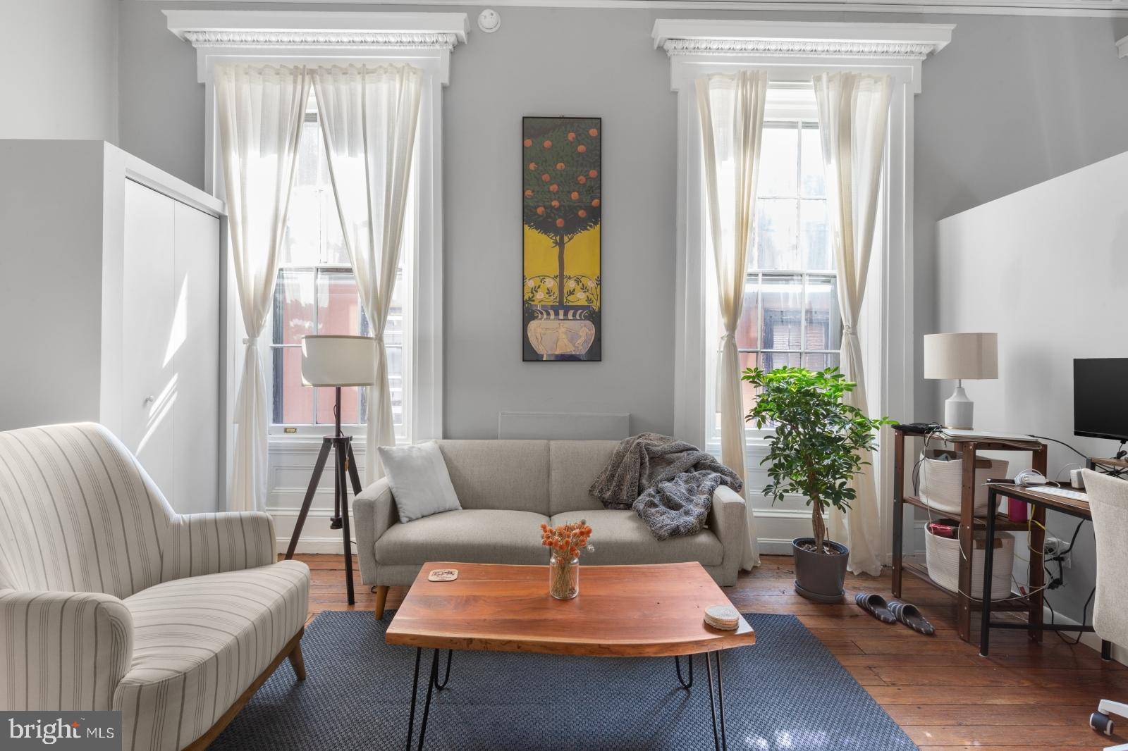 RITTENHOUSE SQUARE - Residential Lease