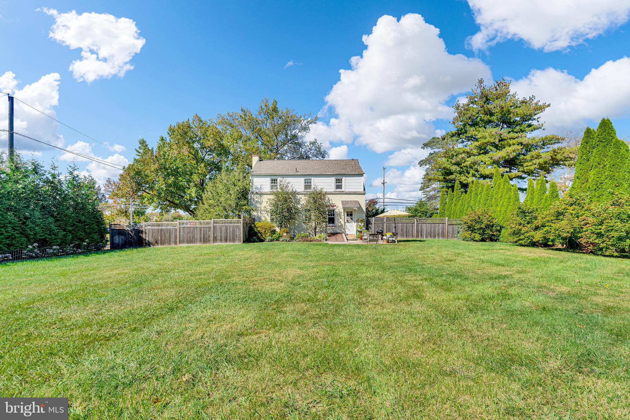 LANSDALE - Residential