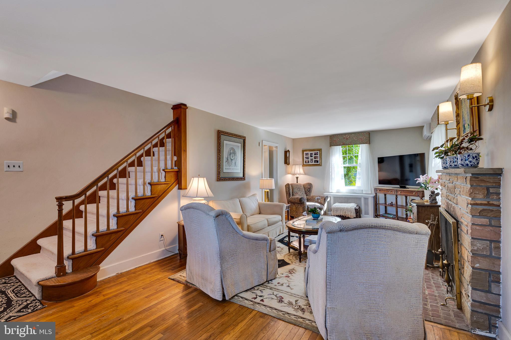 LANSDALE - Residential