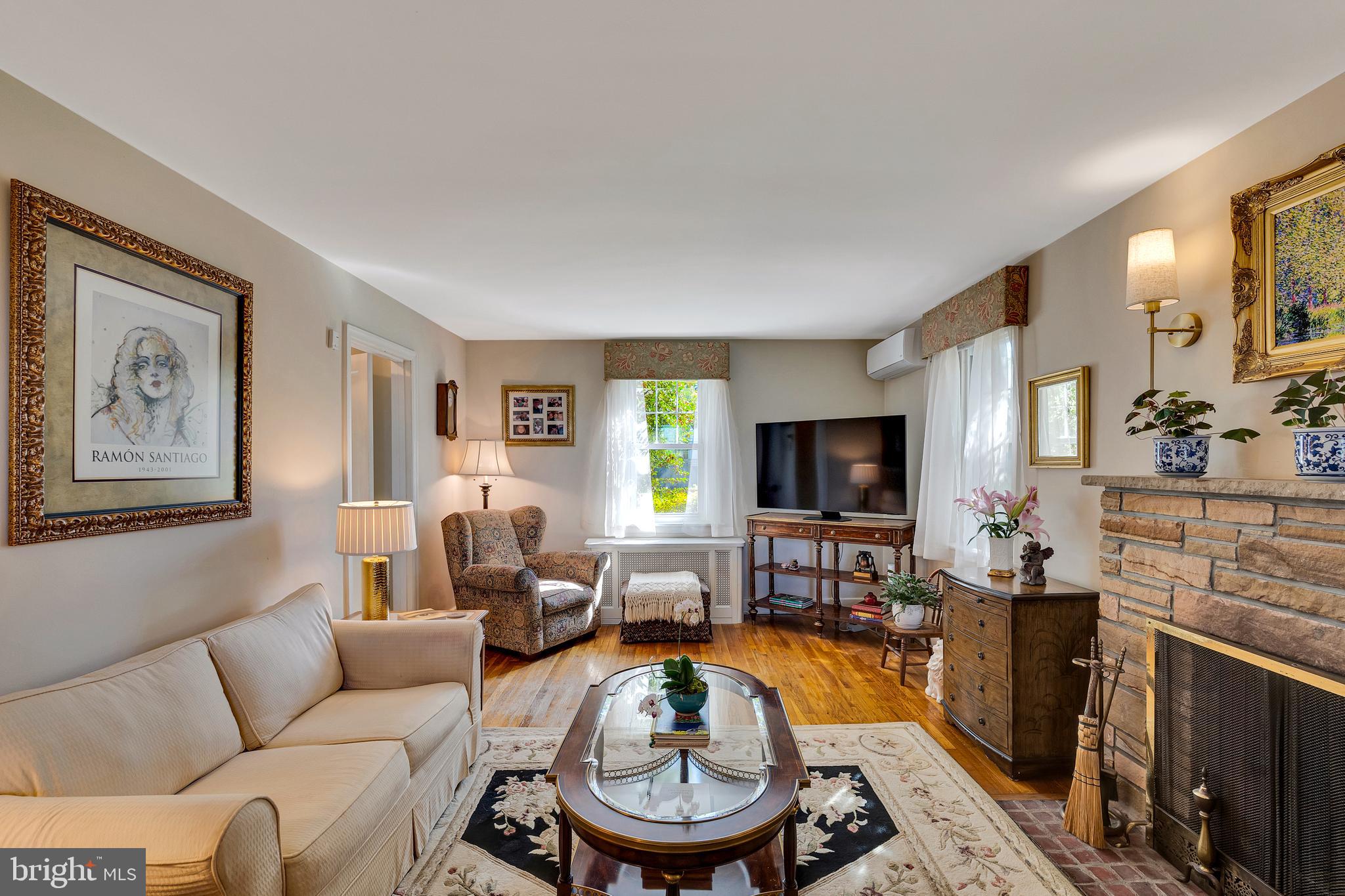 LANSDALE - Residential