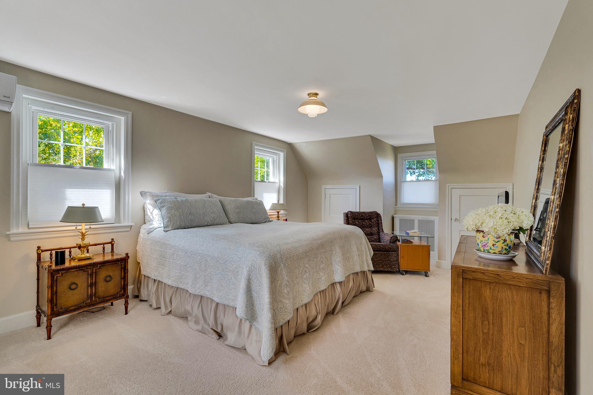 LANSDALE - Residential