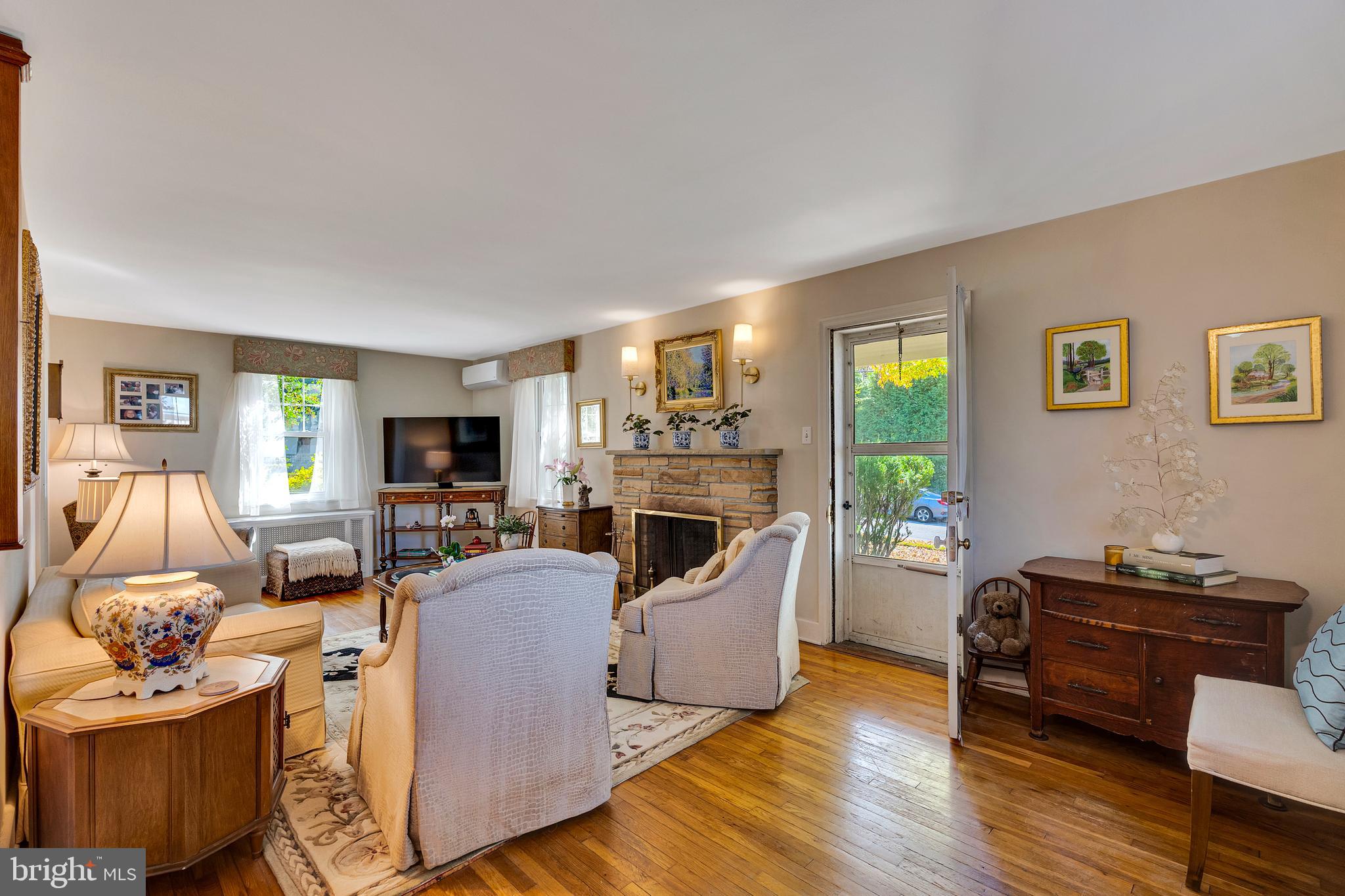 LANSDALE - Residential