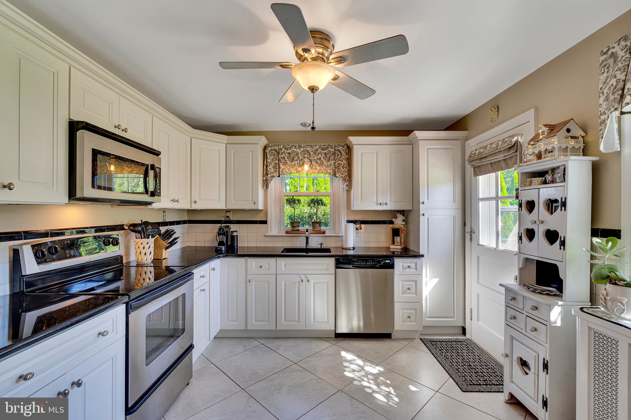 LANSDALE - Residential