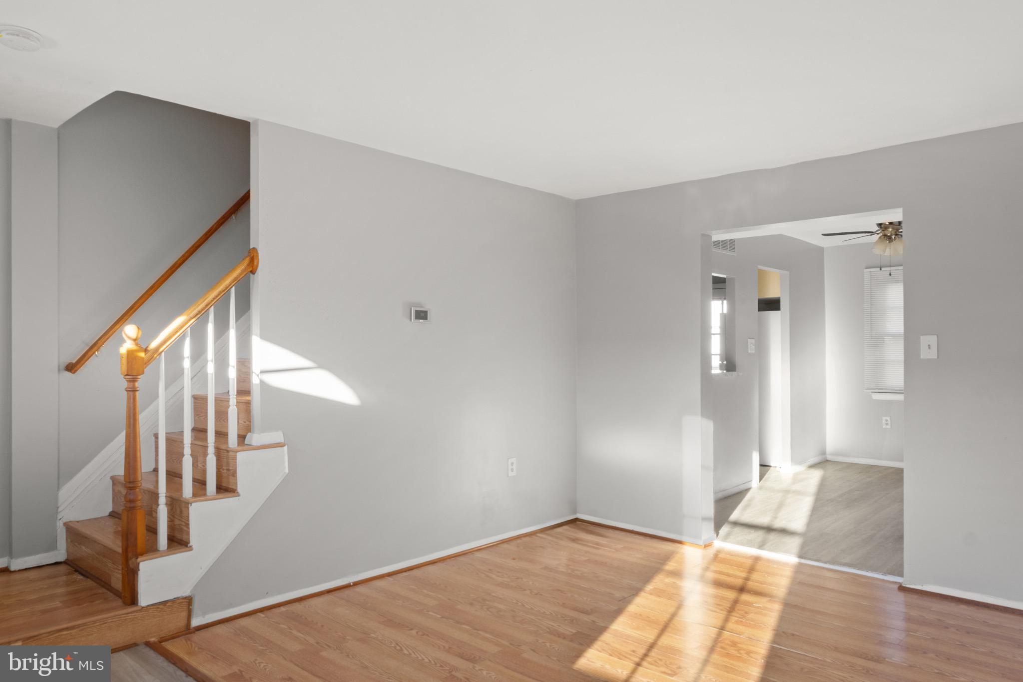 8216 TOMLINSON COURT