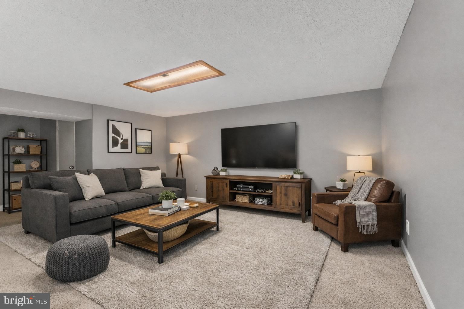 STILLMEADOWS CONDO - Residential