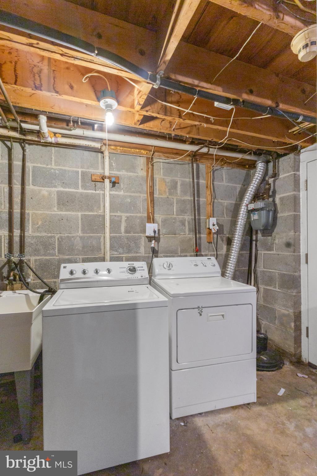 STILLMEADOWS CONDO - Residential