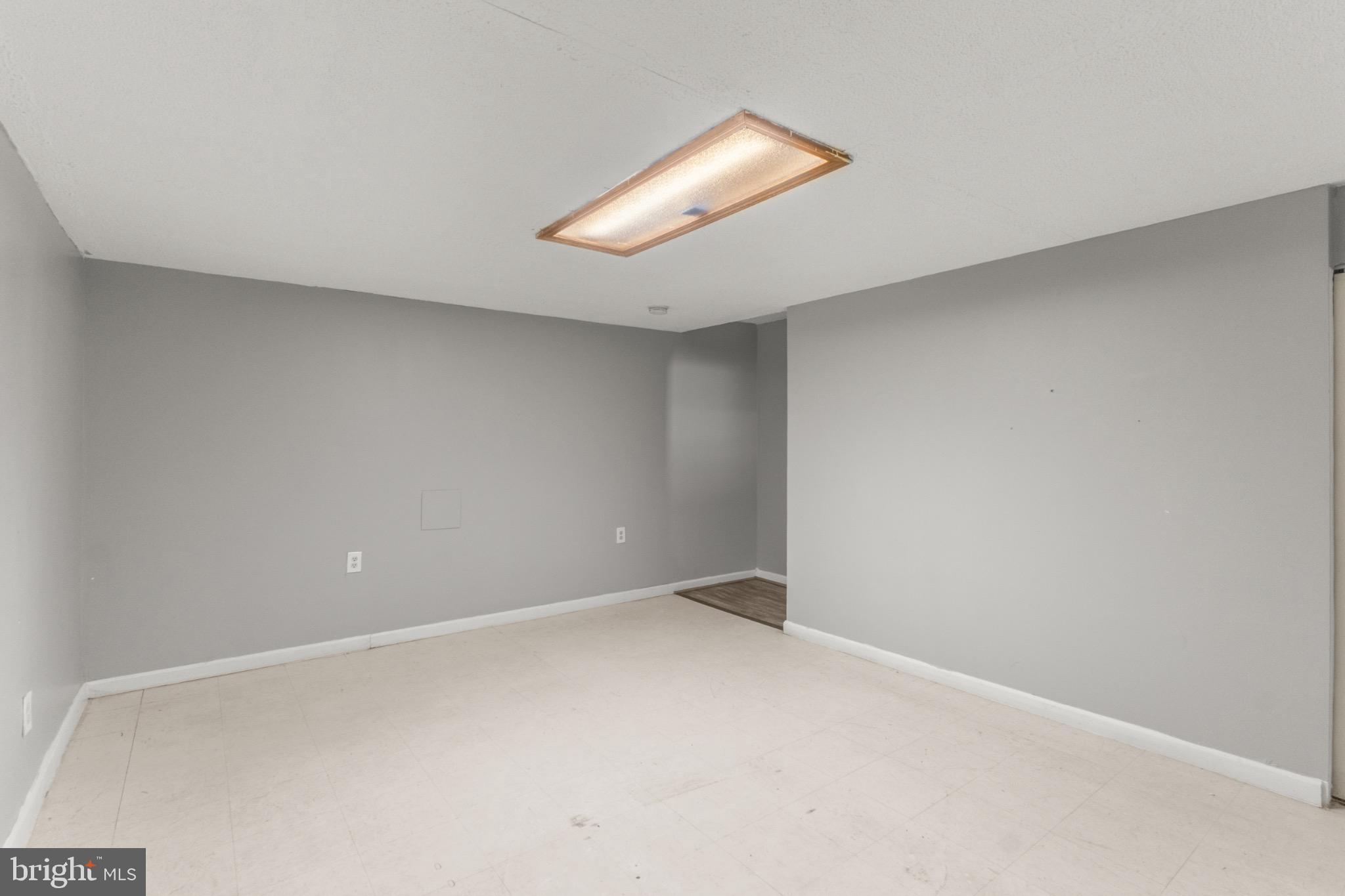 STILLMEADOWS CONDO - Residential