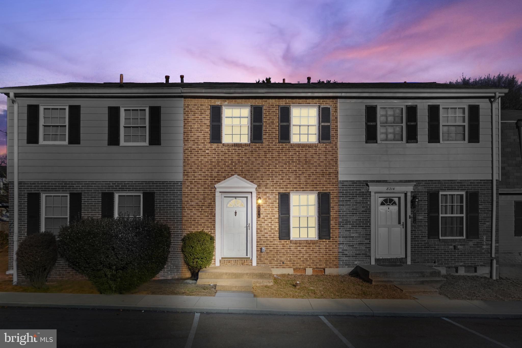 8216 TOMLINSON COURT