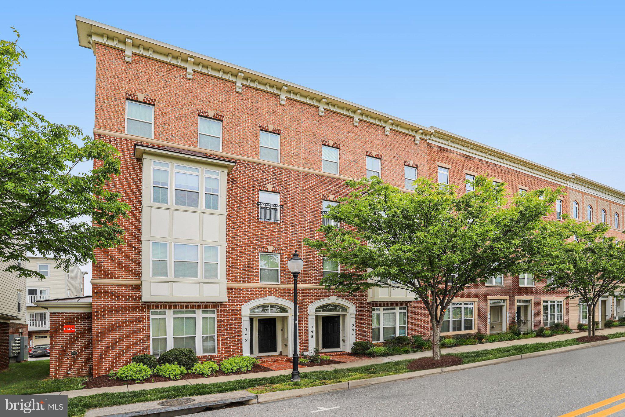 PARKLANDS AT WATKINS MILL - Residential