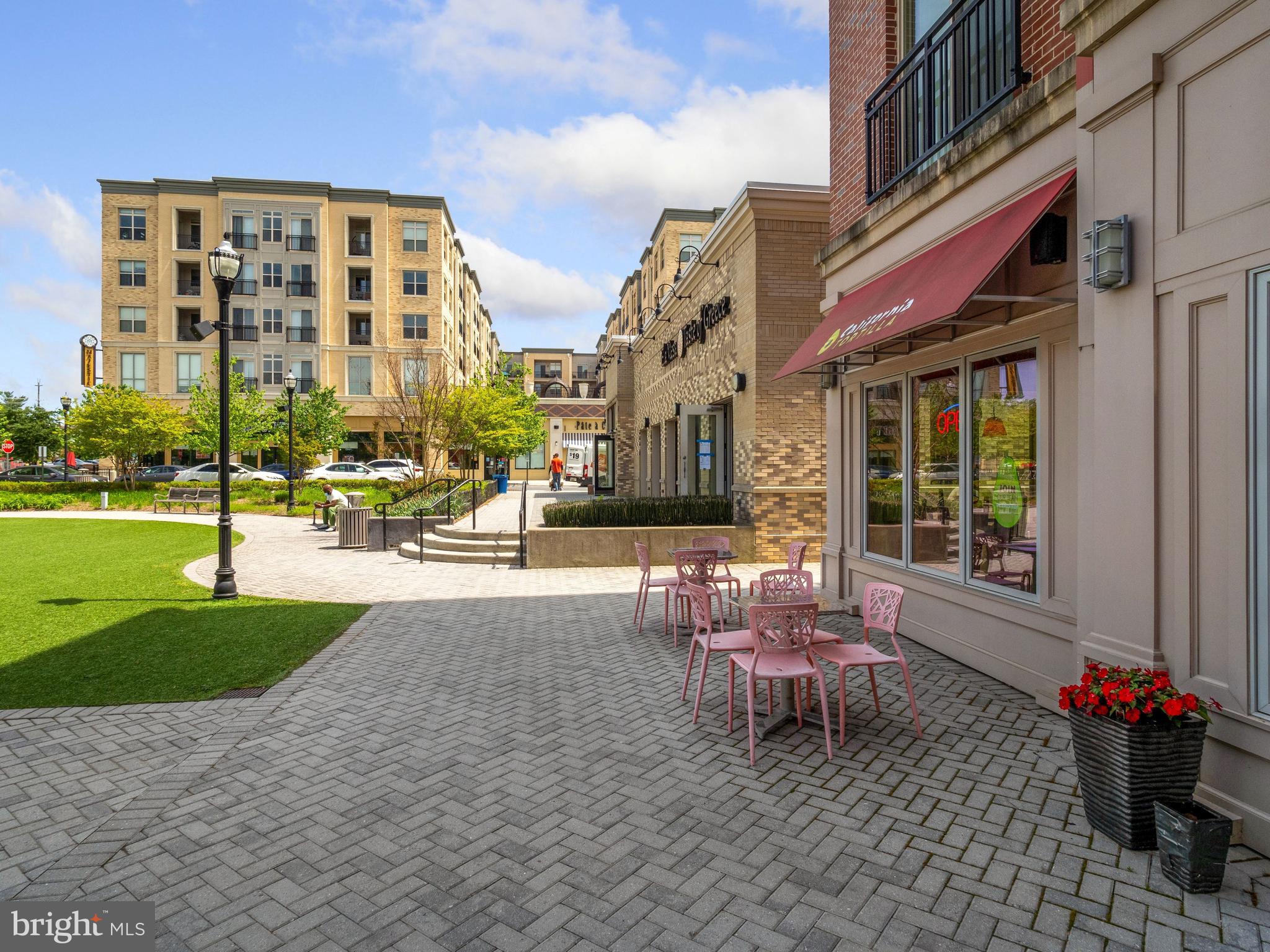 PARKLANDS AT WATKINS MILL - Residential