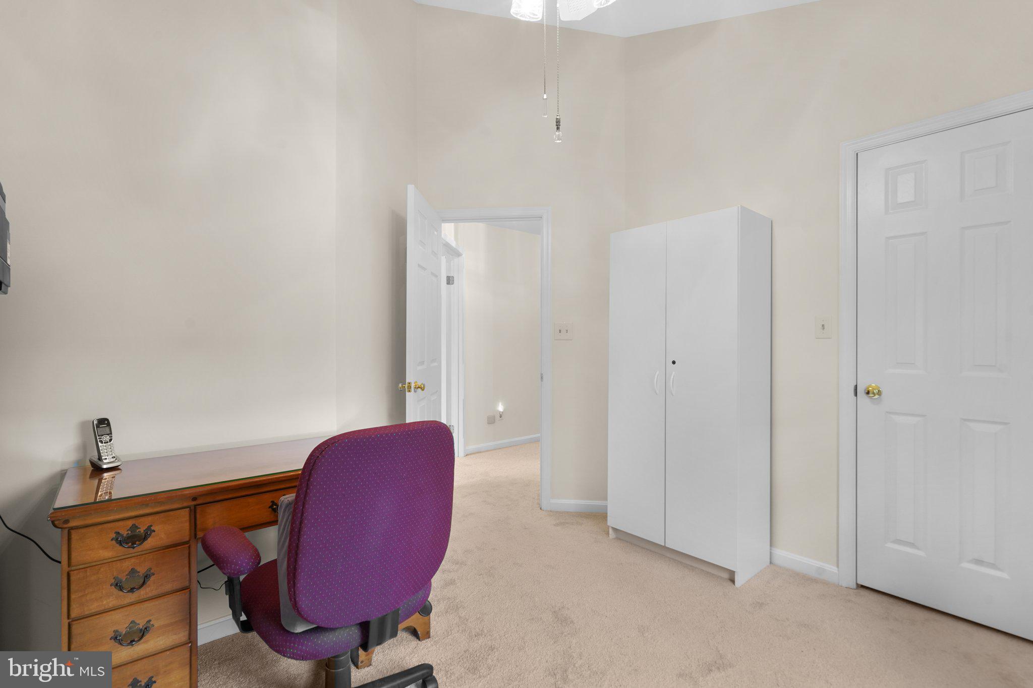 HALLOWELL - Residential