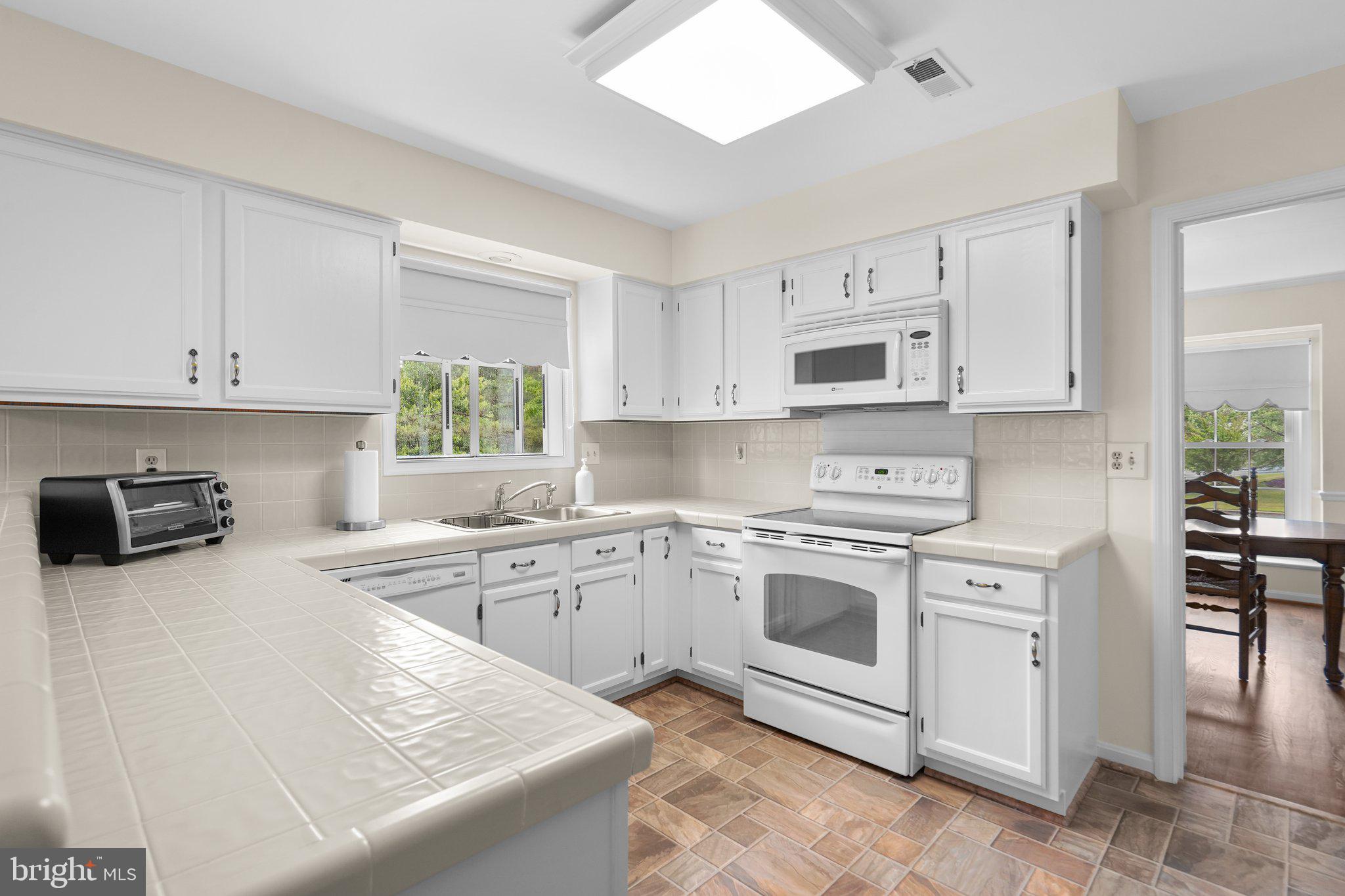 HALLOWELL - Residential