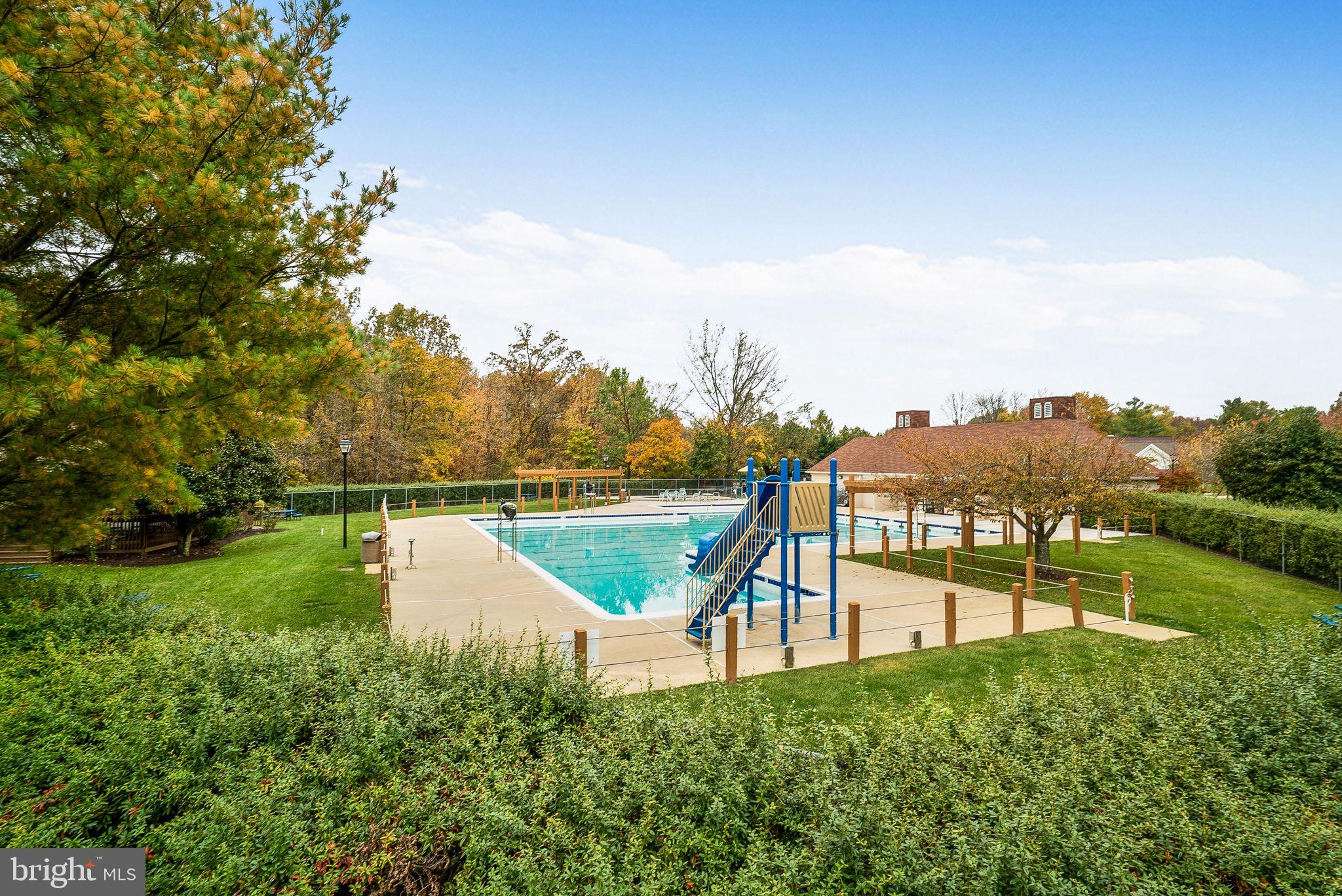 HALLOWELL - Residential