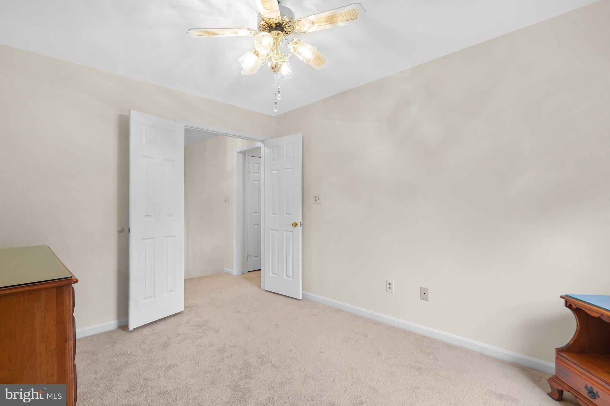 HALLOWELL - Residential