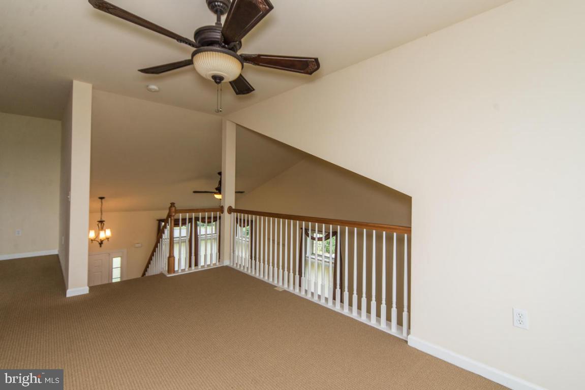 VILLAGE SQUARE COMMONS - Residential