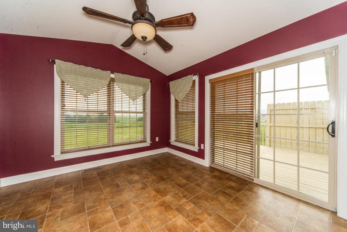 VILLAGE SQUARE COMMONS - Residential