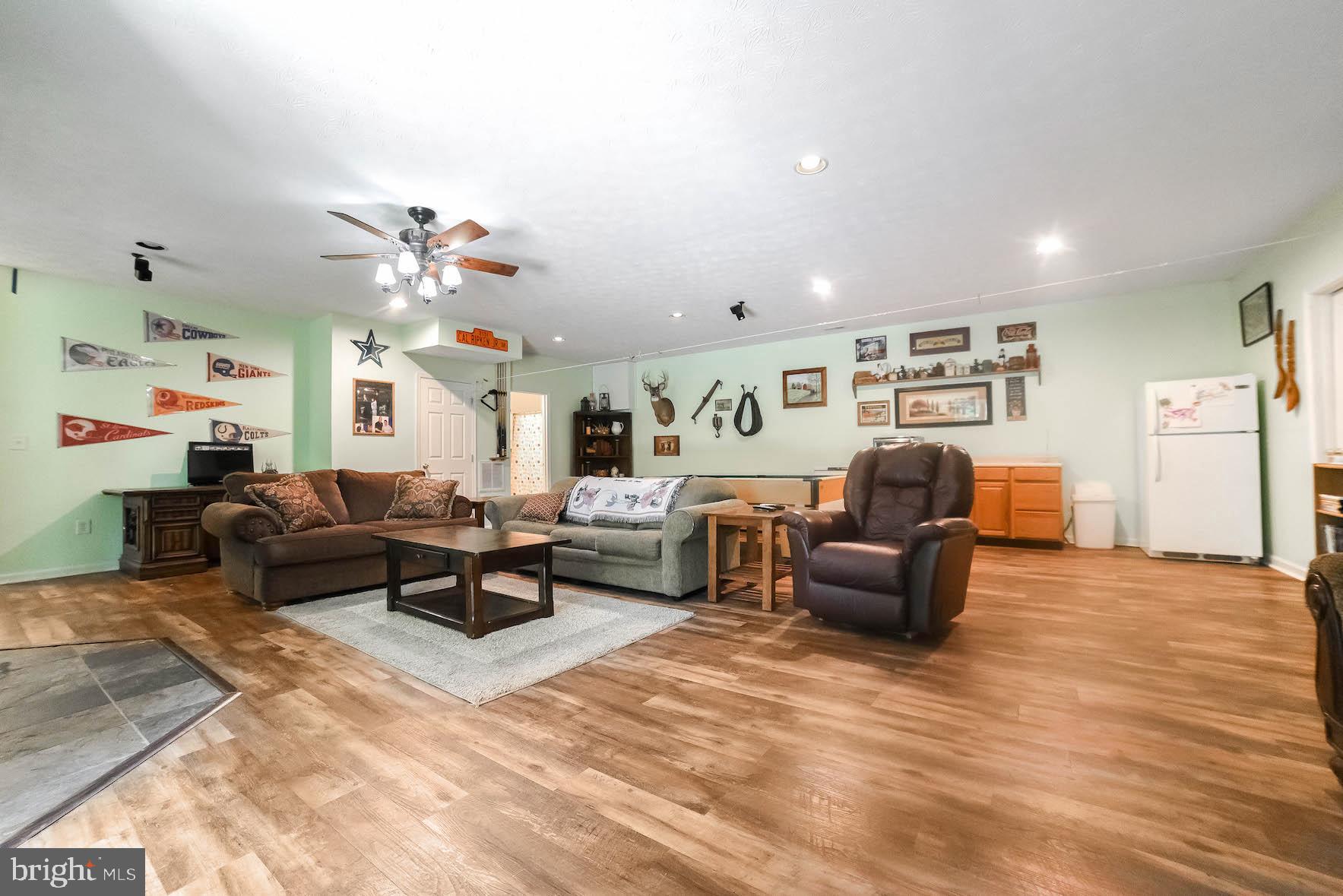 THOMPSONS RUN - Residential