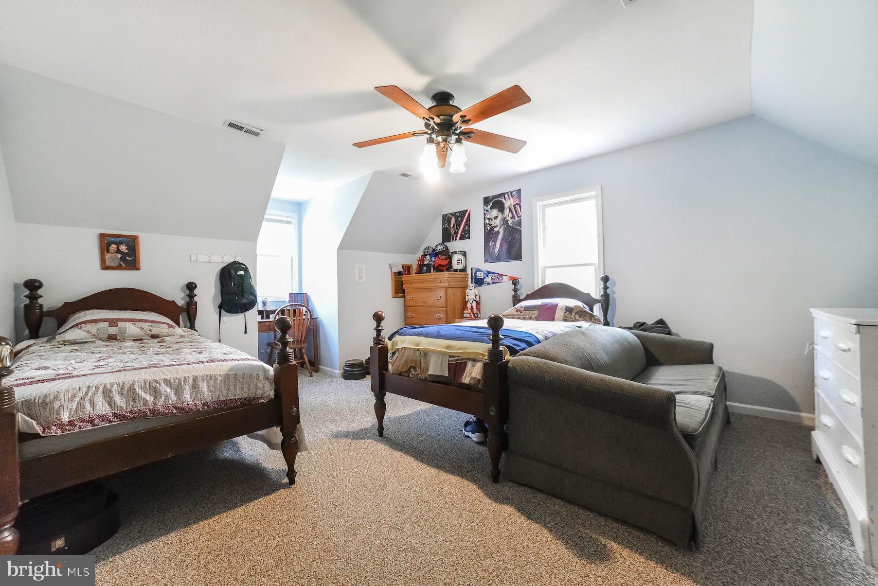 THOMPSONS RUN - Residential