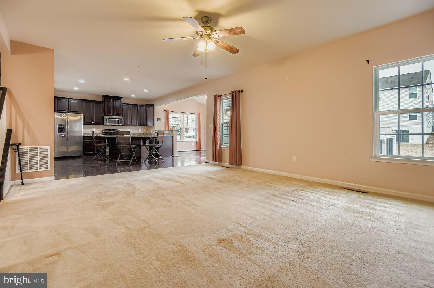 FIELDS AT ROCK GLENN - Residential