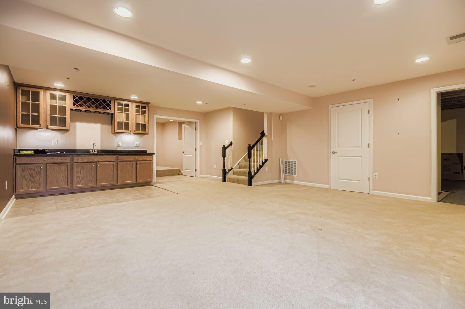 FIELDS AT ROCK GLENN - Residential