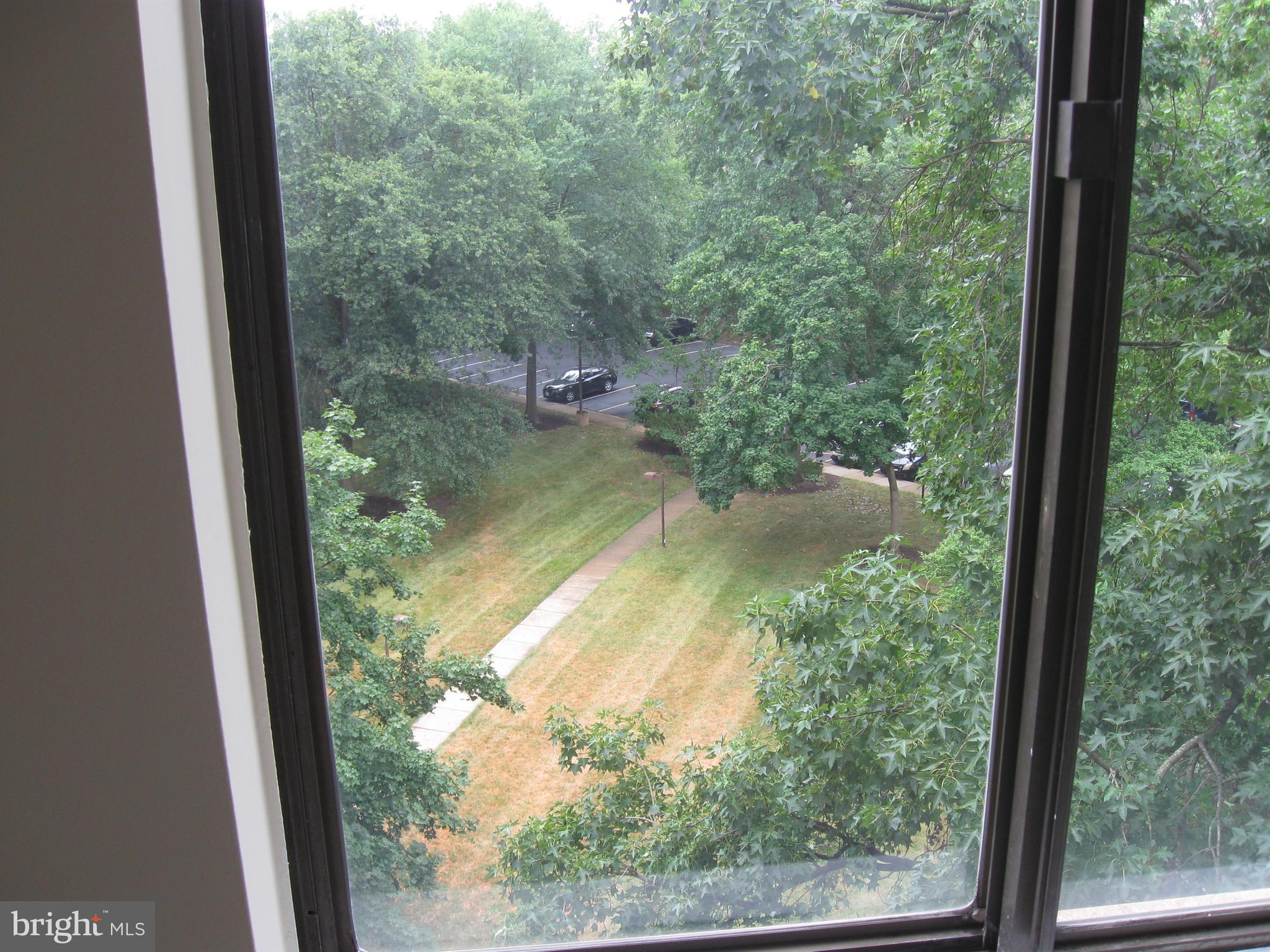 WOODLAKE TOWERS - Residential