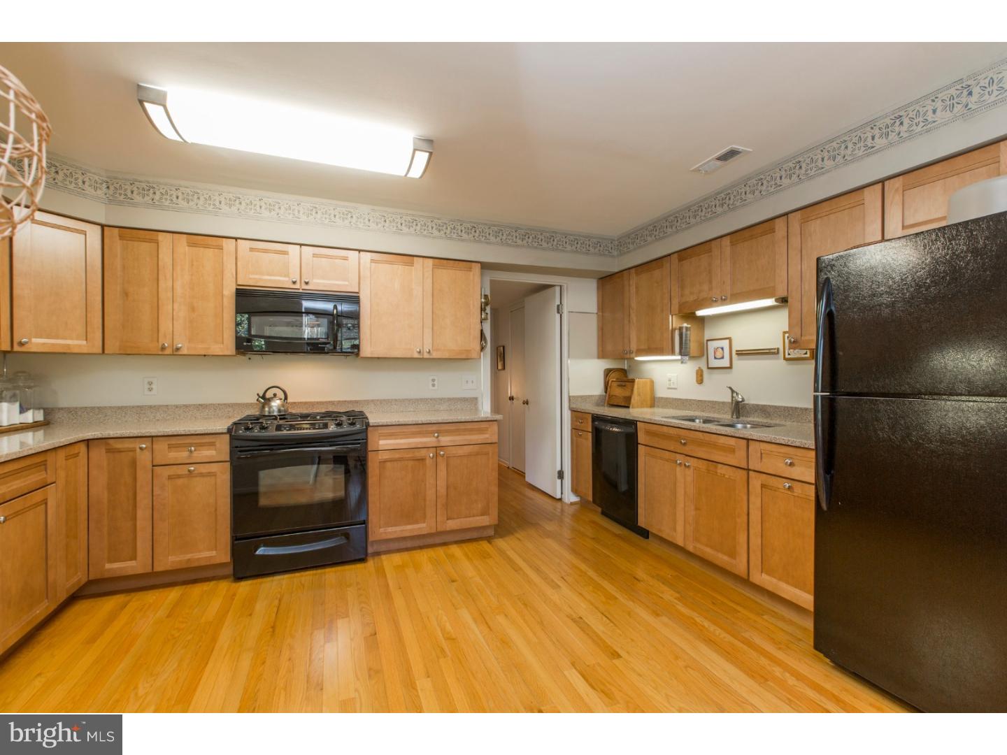 ELKINS PARK - Residential