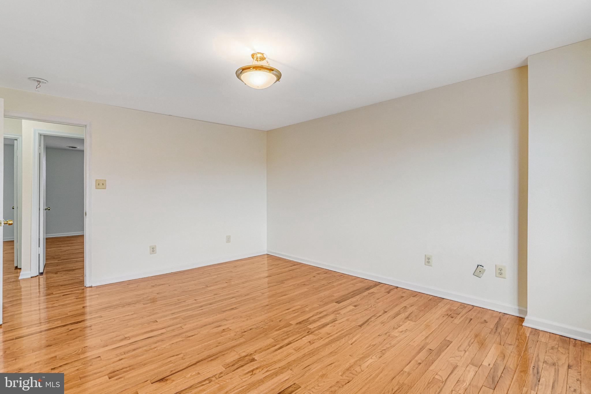 CARLYN PARK - Residential Lease