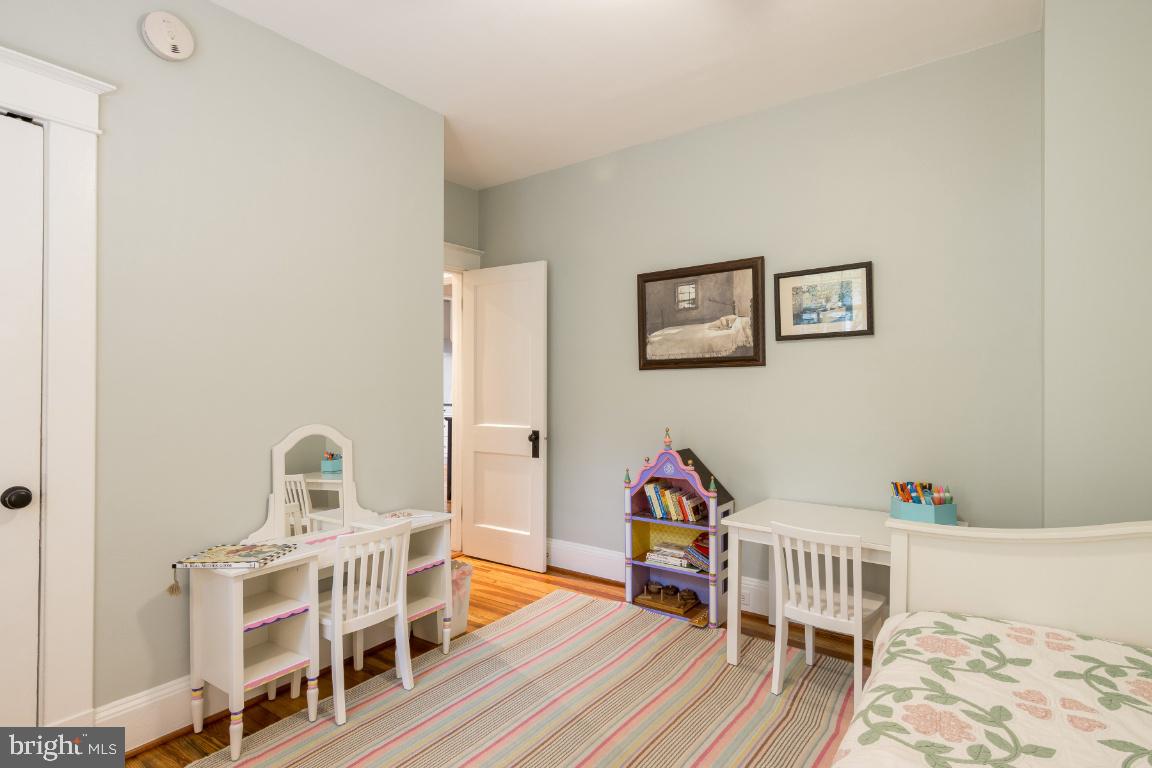 EASTPORT - Residential