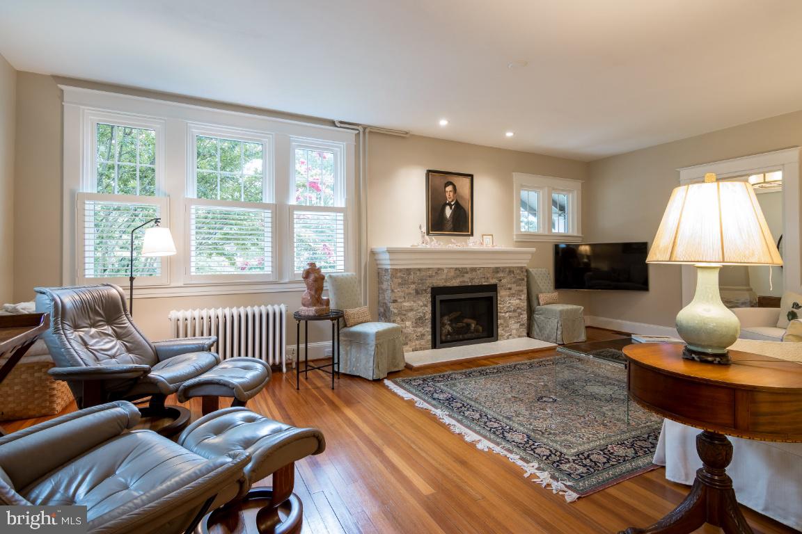 EASTPORT - Residential