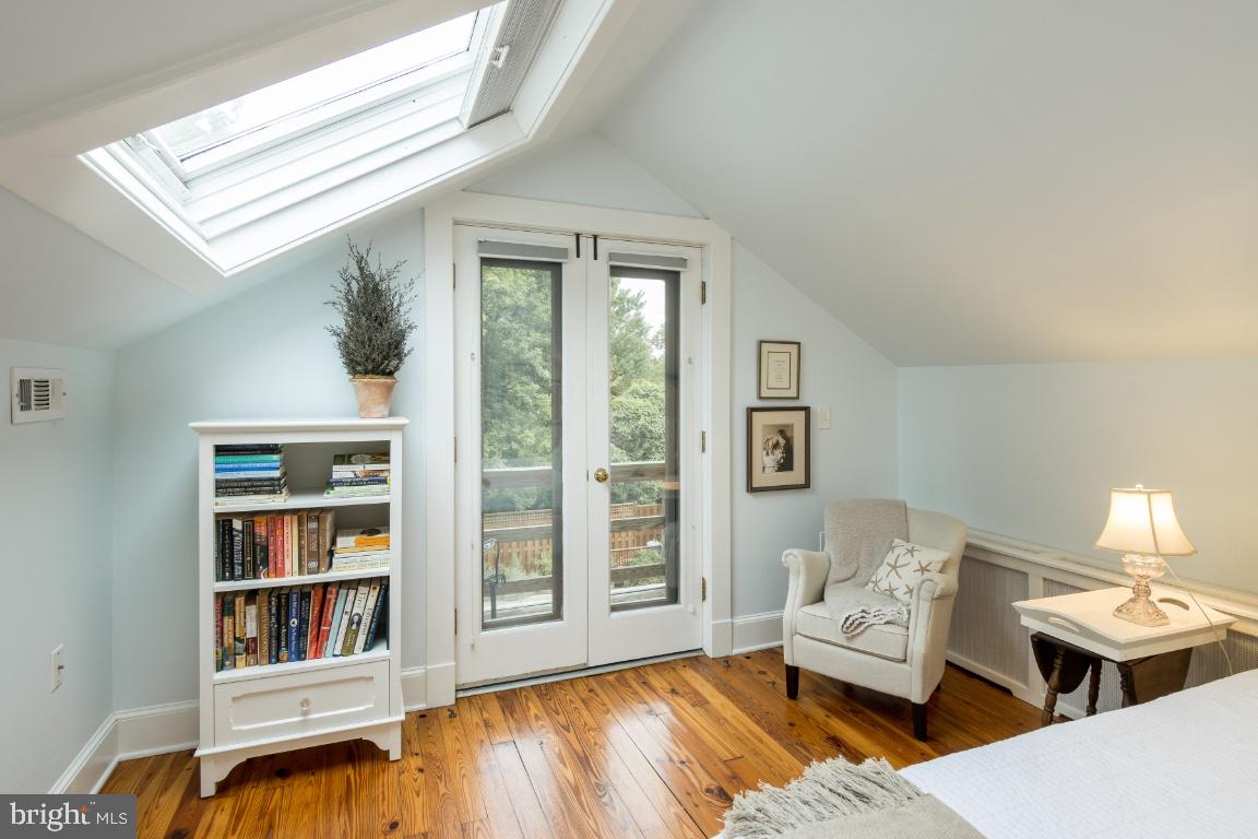 EASTPORT - Residential