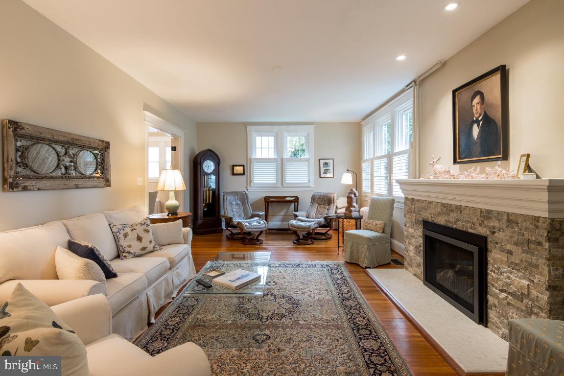 EASTPORT - Residential