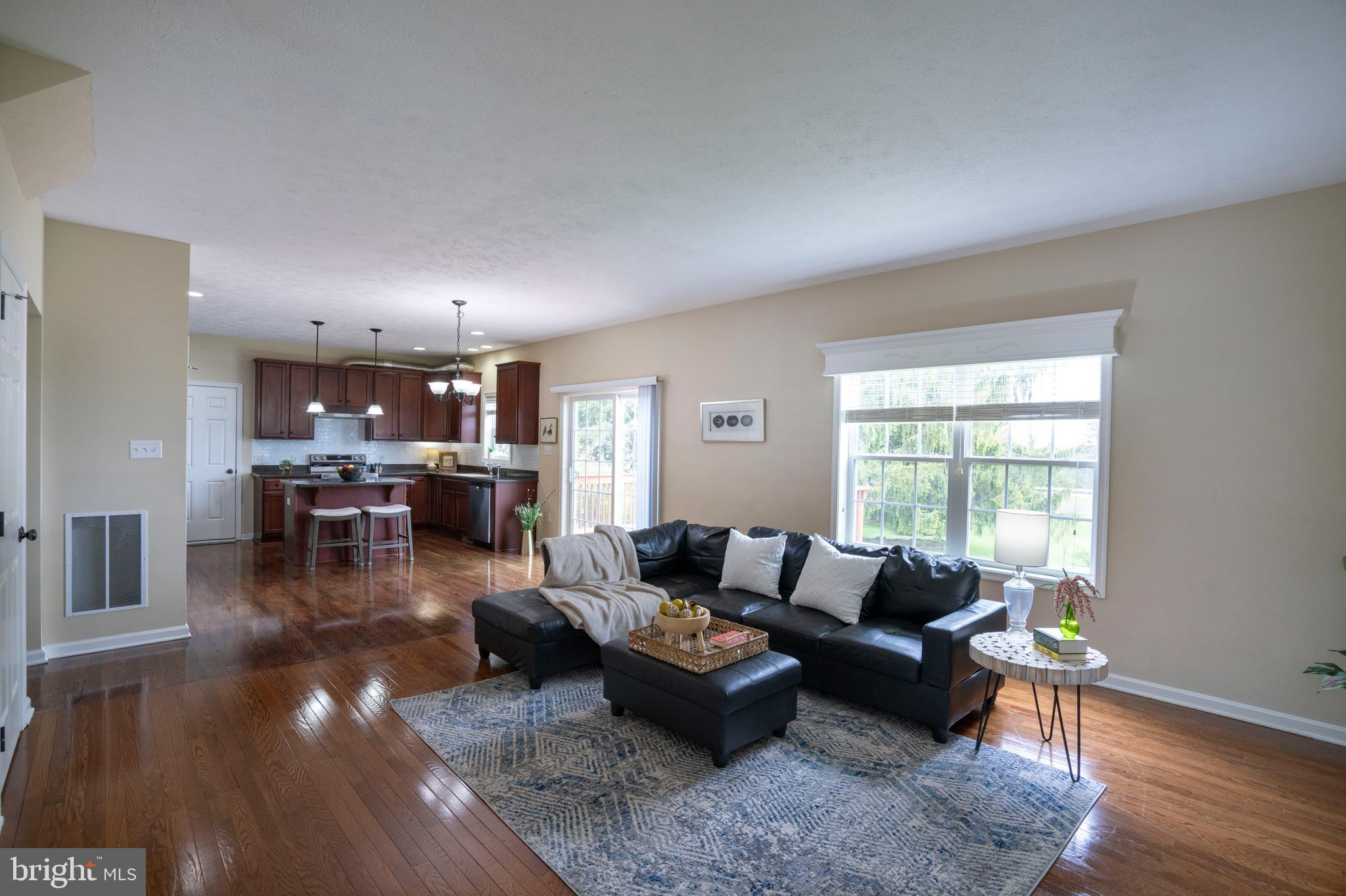 FOXPOINTE - Residential