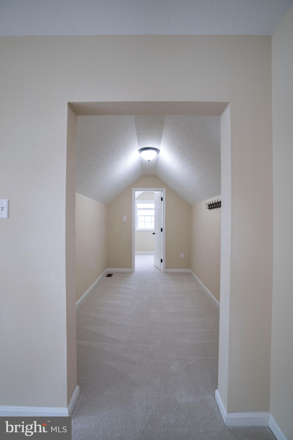 FOXPOINTE - Residential