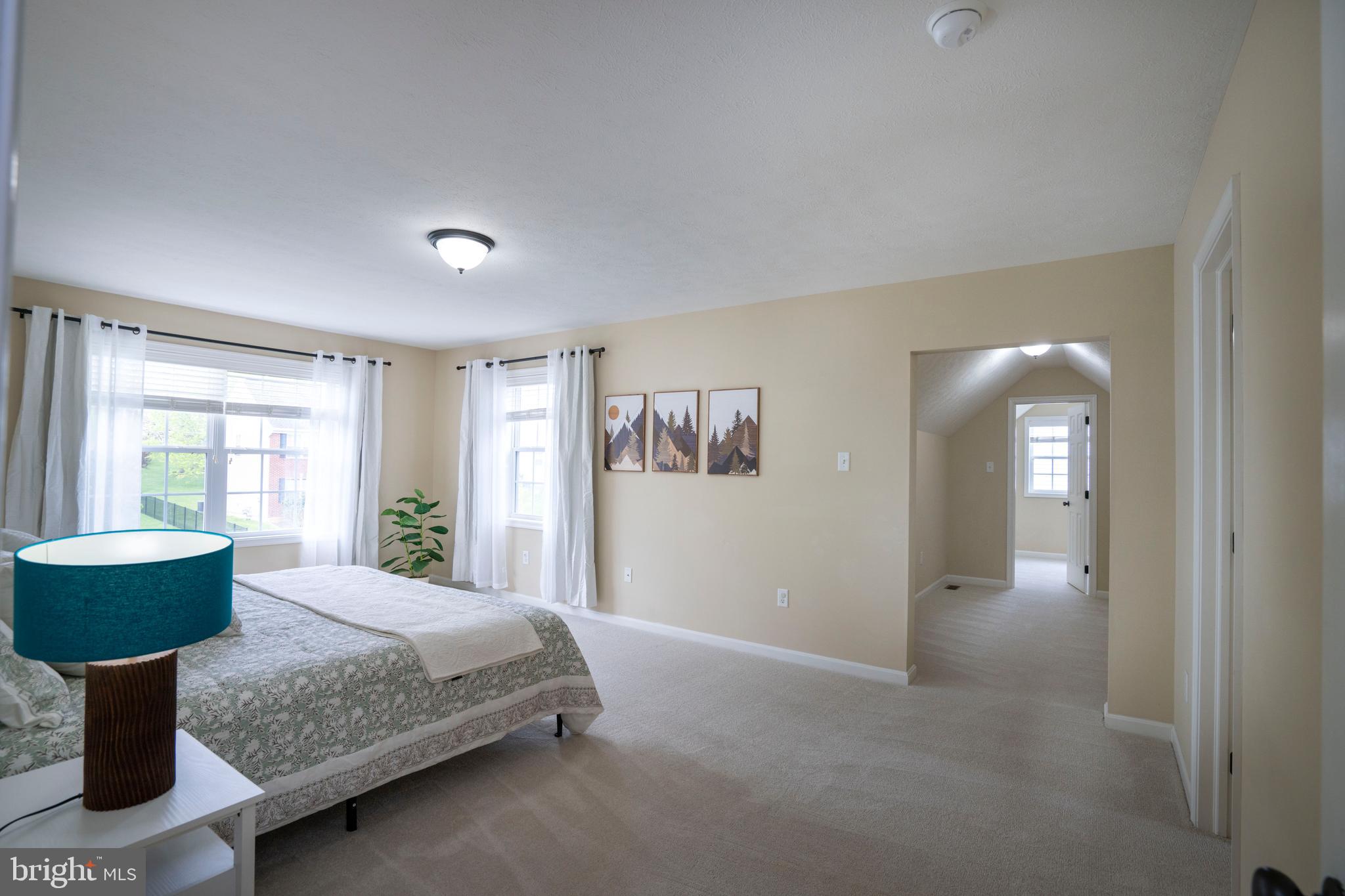 FOXPOINTE - Residential