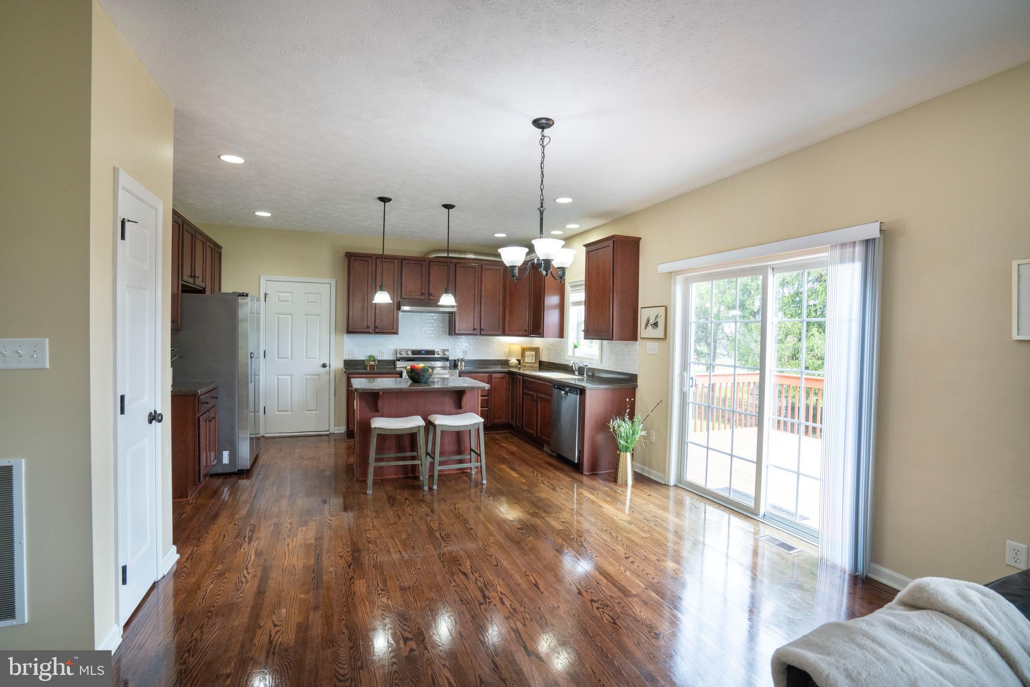 FOXPOINTE - Residential