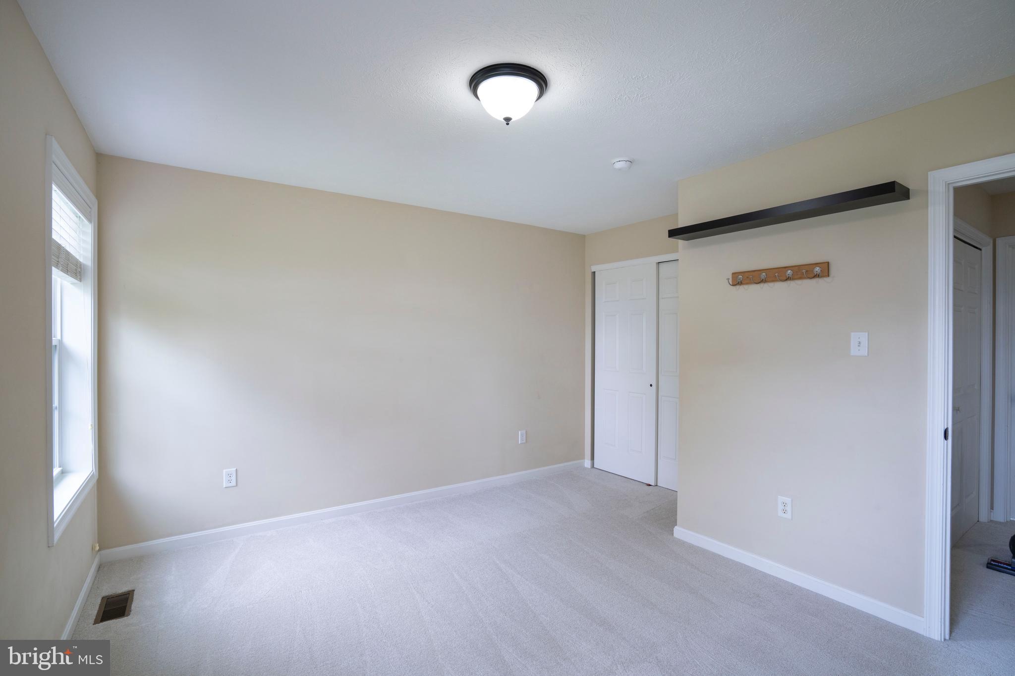 FOXPOINTE - Residential