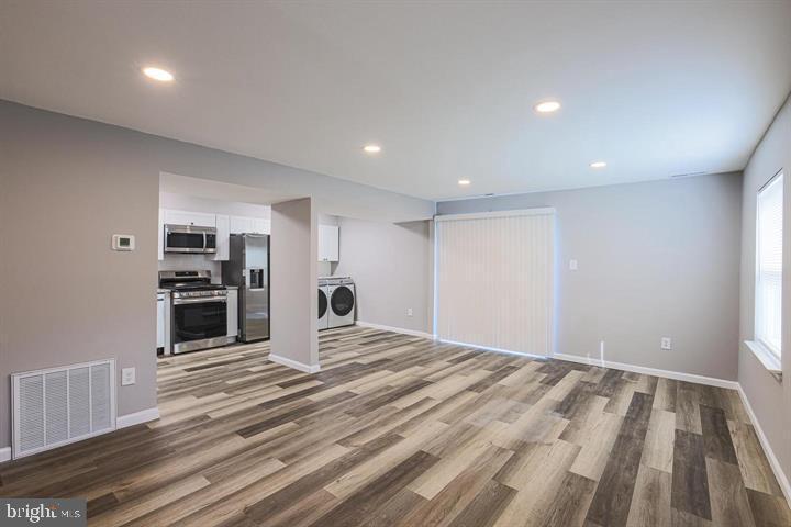 WHISKEY BOTTOM - Residential Lease