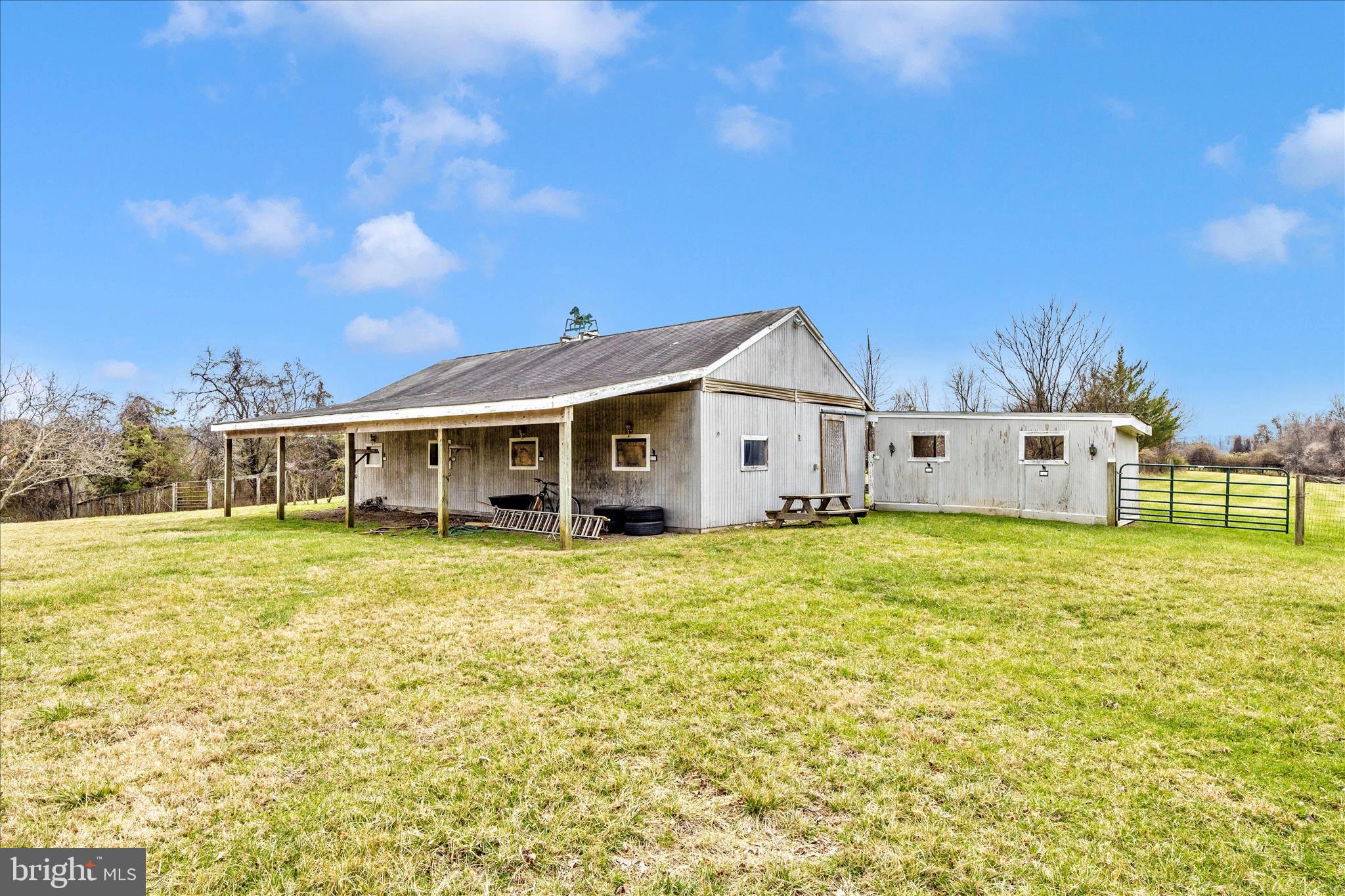 REICHS FORD ESTATES - Residential