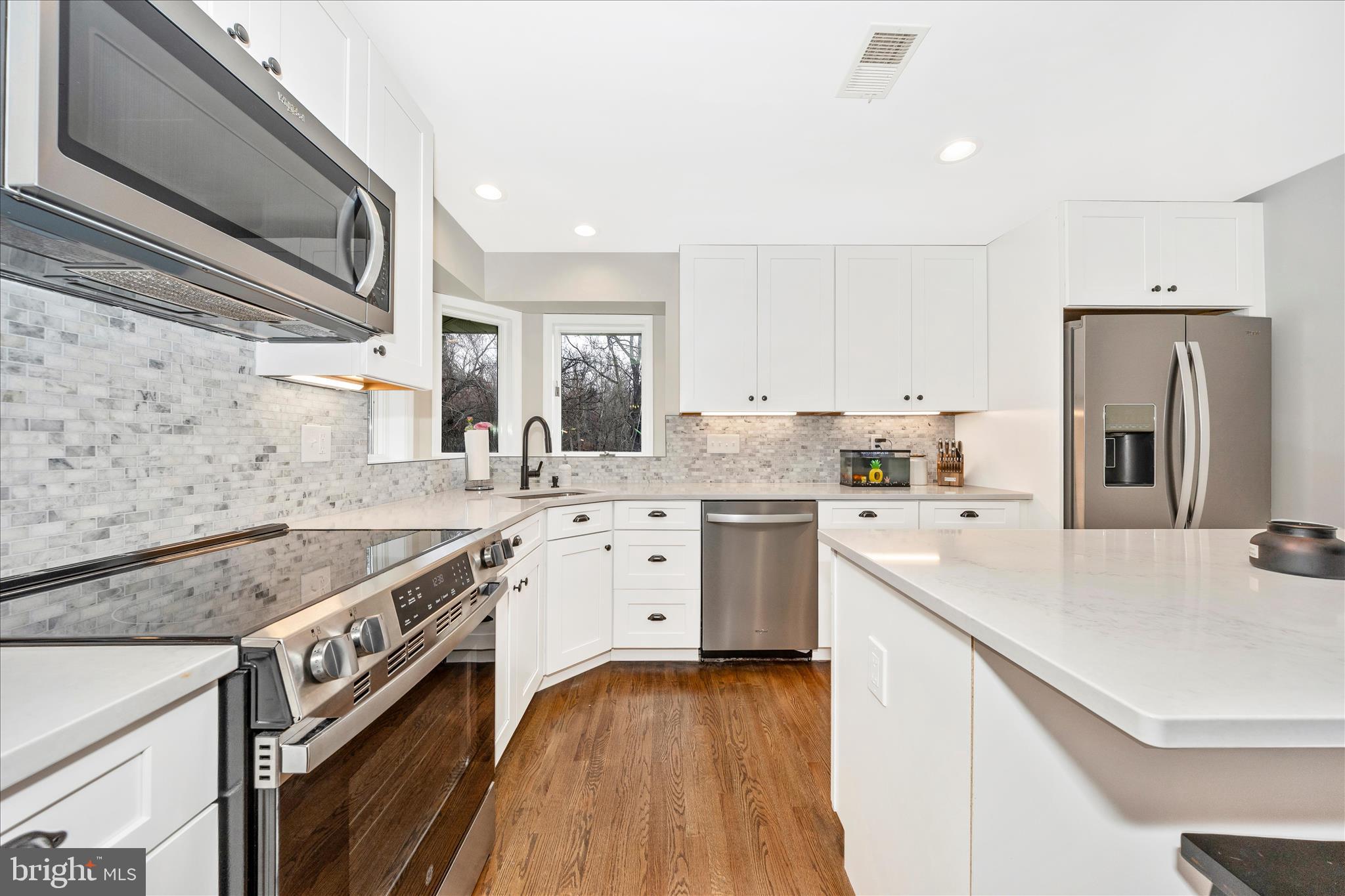 REICHS FORD ESTATES - Residential